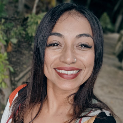 beatriz  f. profile photo