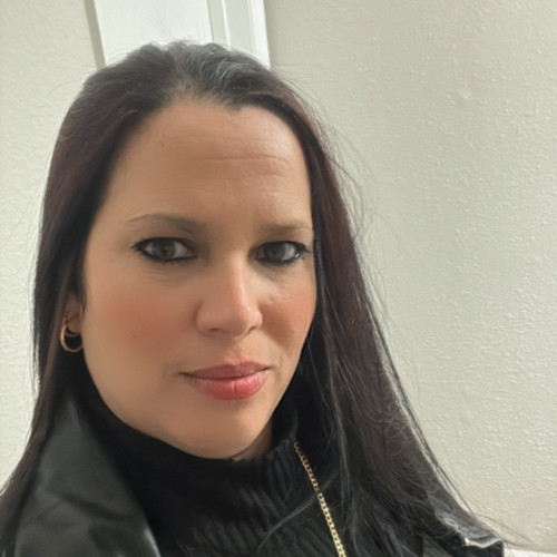 Denia J. profile photo