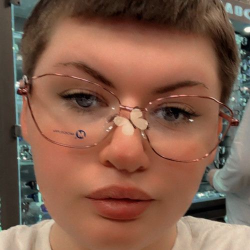 Jezzalyn  R. profile photo