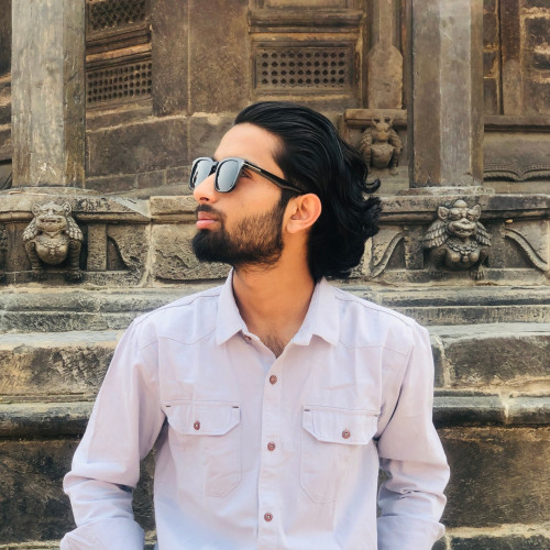Yunik  B. profile photo