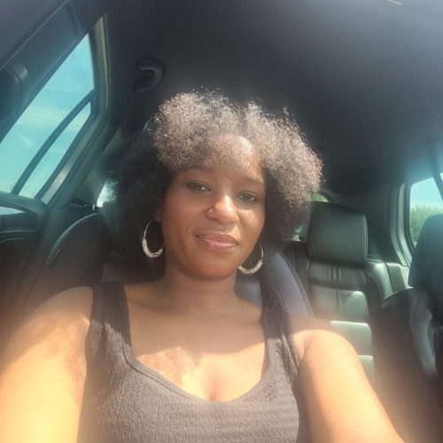 Lesedi s. profile photo