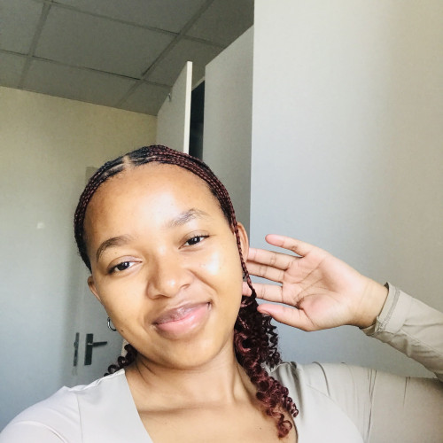 lungile L. profile photo