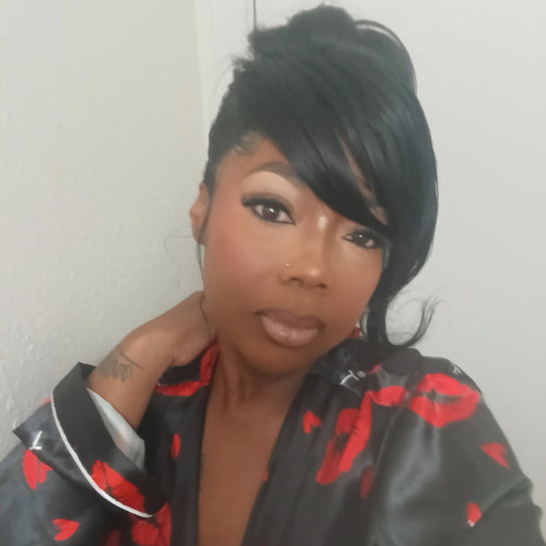 Paris J. profile photo