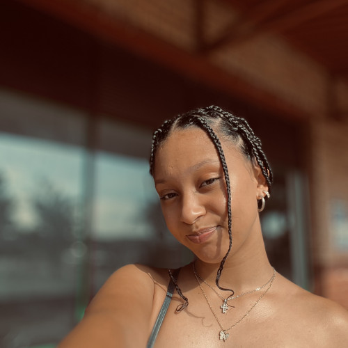 Jeronique V. profile photo