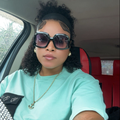 praise b. profile photo