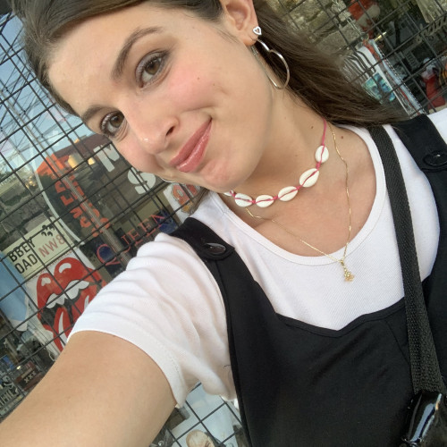 Alicia Regina B.
