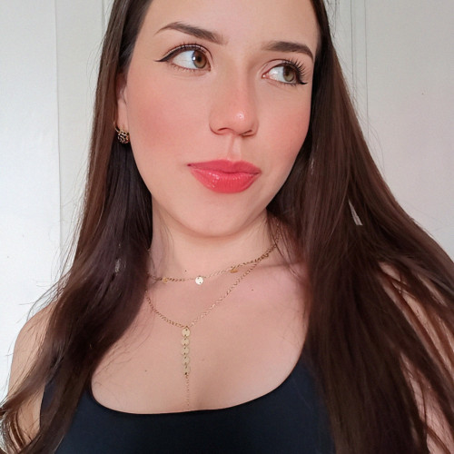Daniela T. profile photo