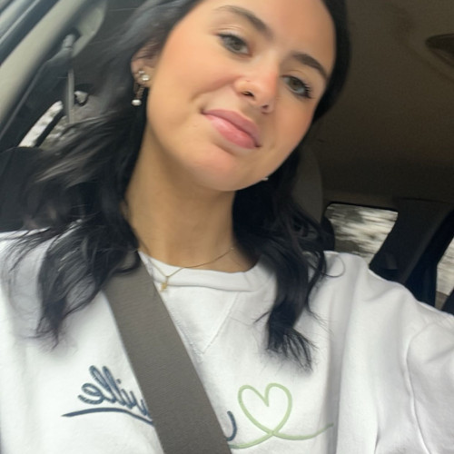 Cloe H. profile photo