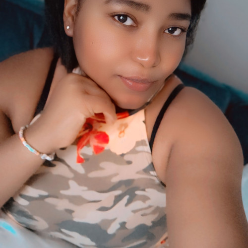 Cardie M. profile photo