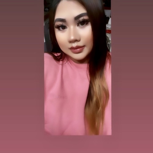 Ava S.