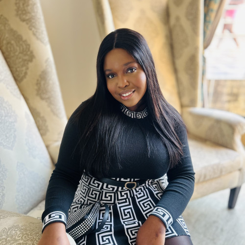 Naomi M. profile photo