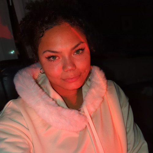 Moni B. profile photo