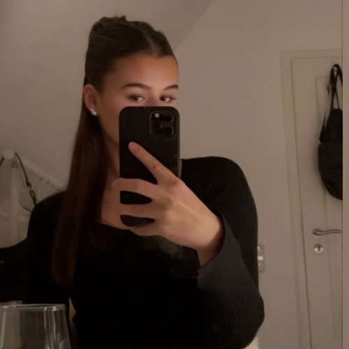 Wassila A. profile photo
