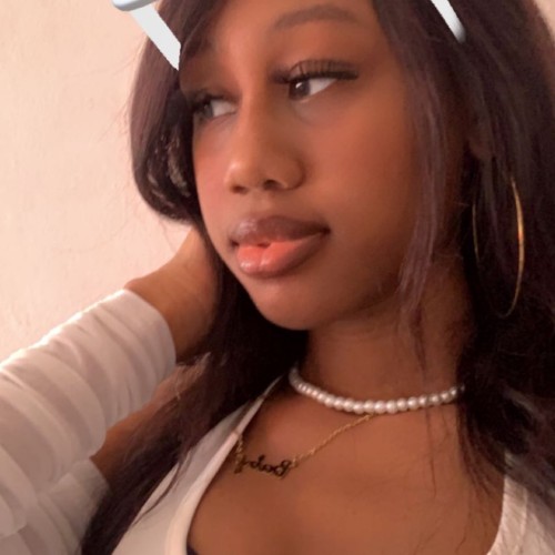 Mia J.