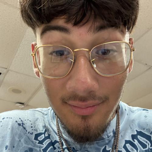 moises  f. profile photo