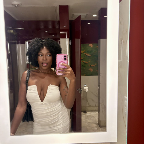 Rose R. profile photo