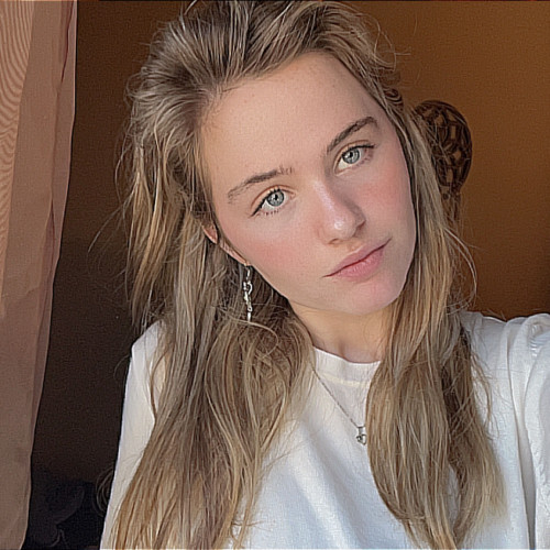 Eleora R. profile photo