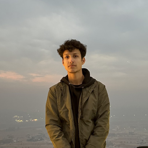 Akbar Q.