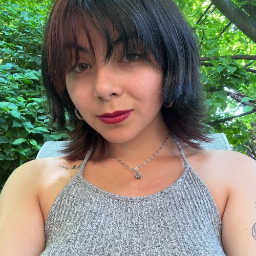 Ariana V. profile photo