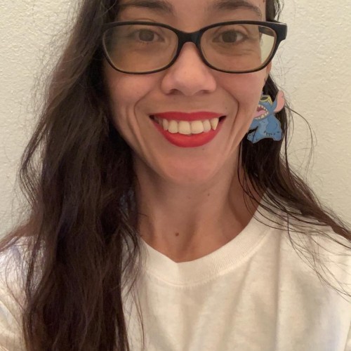 Nahomy I. profile photo