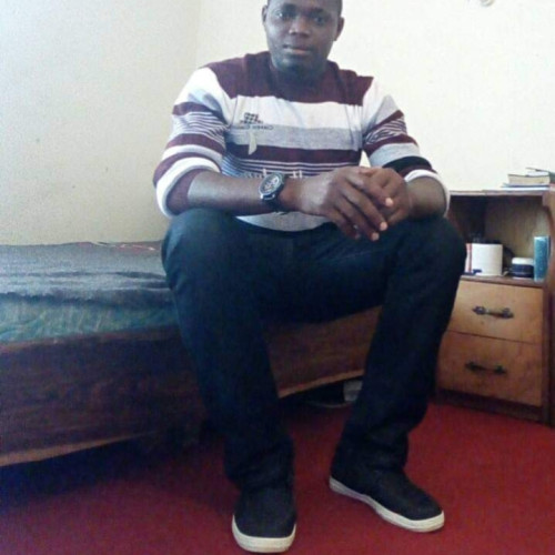Lebari  L. profile photo