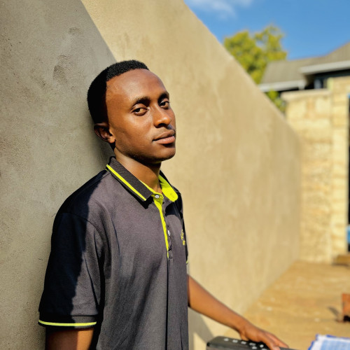 Edes S. profile photo