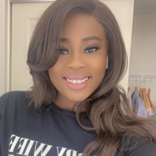 Shanelle S.