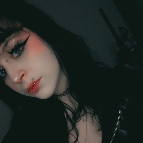 Lily L. profile photo