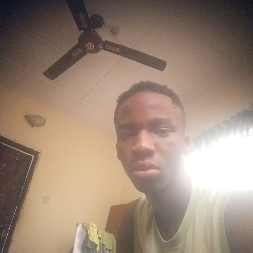 Divine L. profile photo