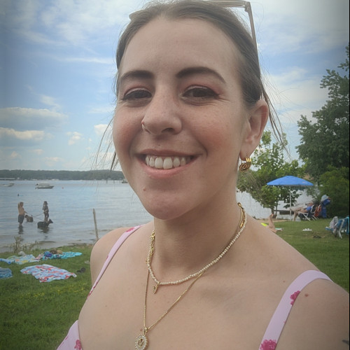 Victoria V. profile photo