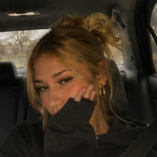 Daniella H. profile photo