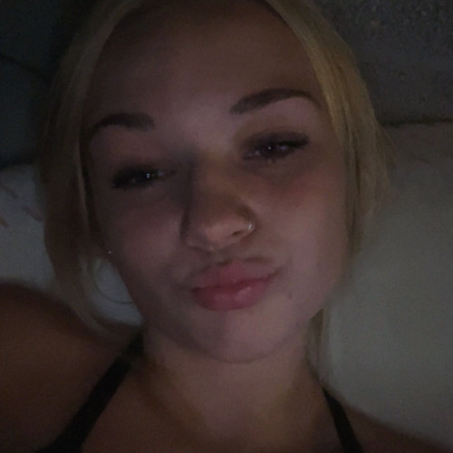 Destanie W. profile photo
