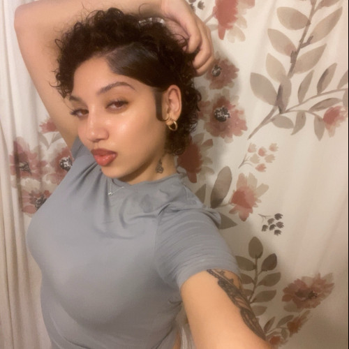 Enelie R. profile photo