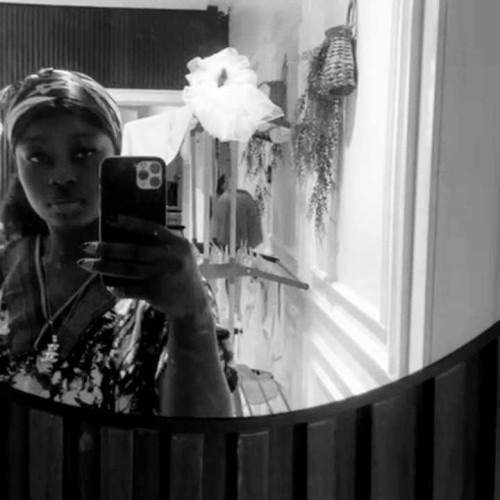 suzzy D. profile photo