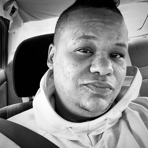 zee r. profile photo