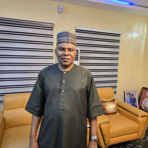 Idowu y. profile photo