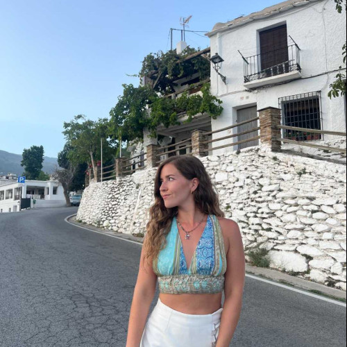 Elena D. profile photo