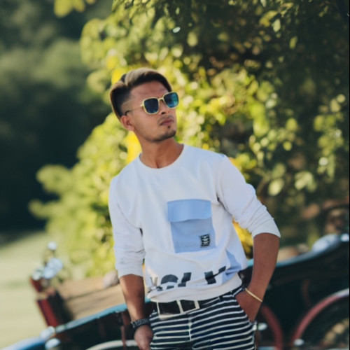 Razz  D. profile photo