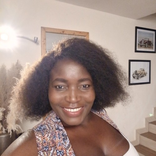 Diana  o. profile photo