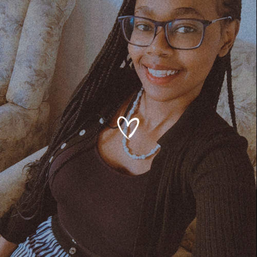 Nomi J. profile photo