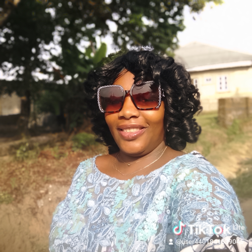 Victoria E. profile photo