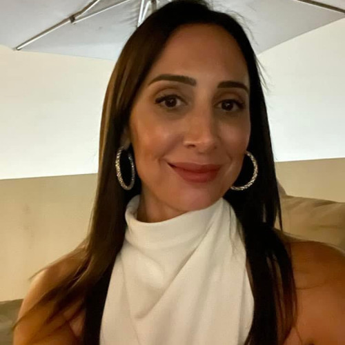 Julie J. profile photo