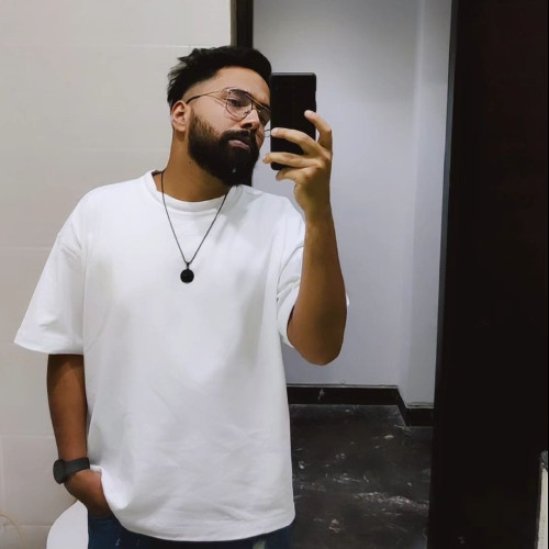 Yawar R. profile photo