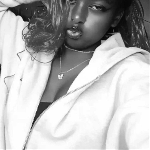 Essy K. profile photo