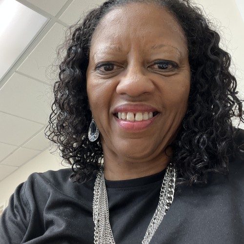 Kim R.