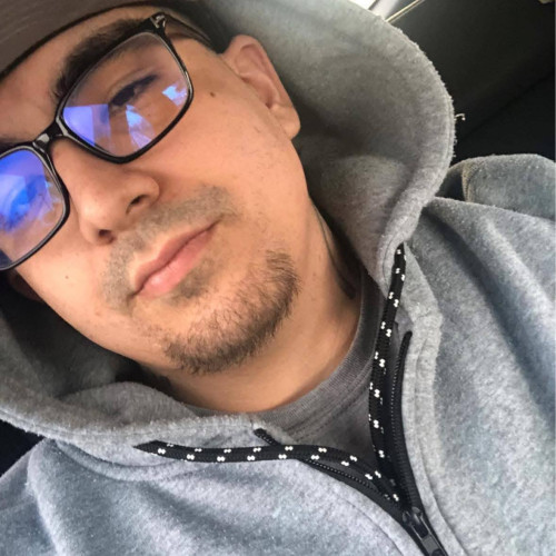 Raz T. profile photo