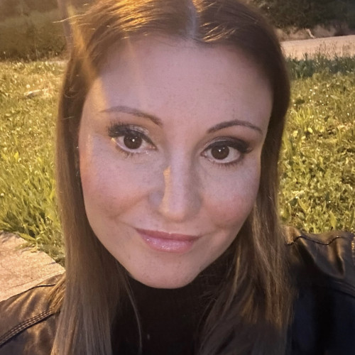 Clara M. profile photo
