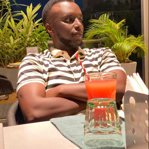 Muhoozi  E. profile photo