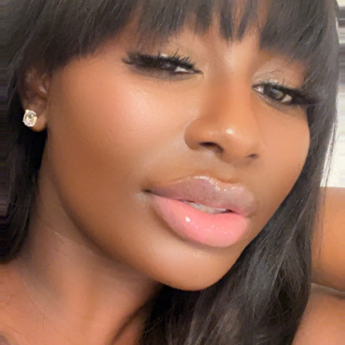 Bee Bee  F. profile photo