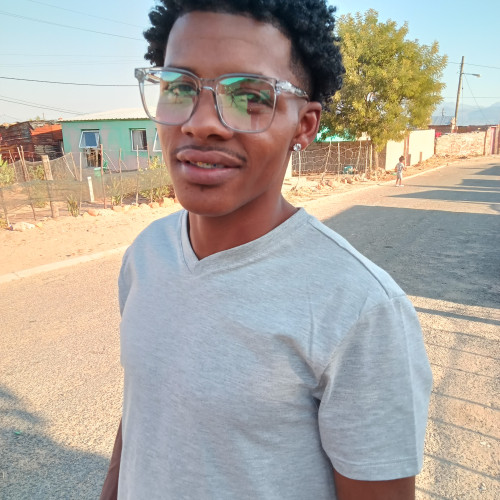 Sheniel J. profile photo